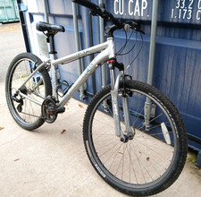 Specialized Myka Sport Women's Mountain Bike - 17" Frame