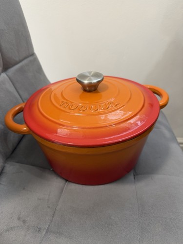 Cast iron casserole dish - cast,