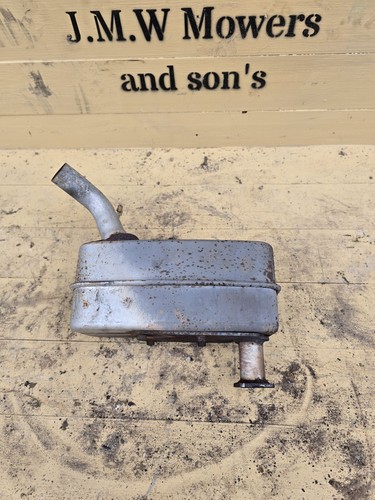Ride mower exhaust box pipe - on,