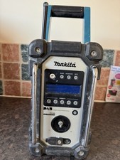 Makita DMR104 DAB/FM Radio Spares Or Repairs