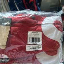 Supreme X The North Face S Logo Shoulder Bag - Red