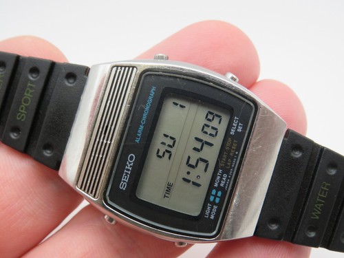 Vintage mens lcd digital wrist
