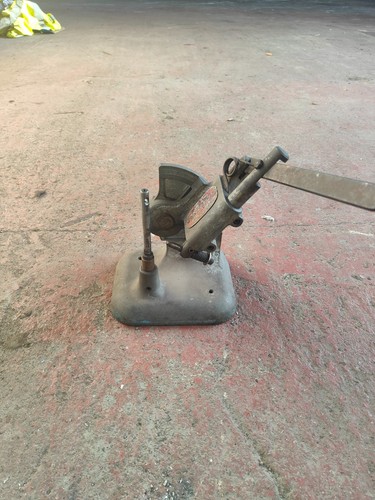 Van dorn stone dressing stand - dorn,