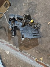 2008 Audi A5 Coupe Headlight Bracket Passenger Side 8t0805607R