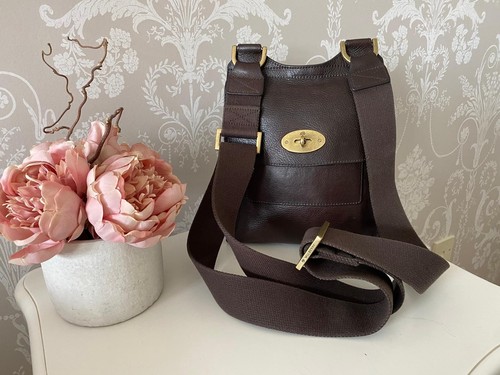Vgc authentic mulberry antony - mulberry,