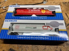 Pair of bachmann cylindrical