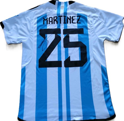 Hand signed lisandro - lisandro, martinez