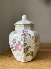 Royal Doulton ‘Camilla’ Pattern Lidded Ginger Jar 21cm