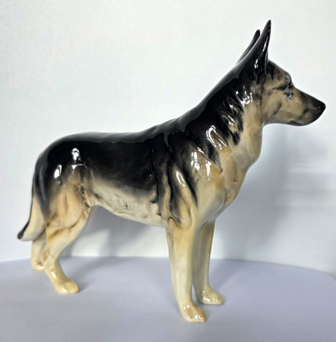 Beswick german shepherd dog - german,