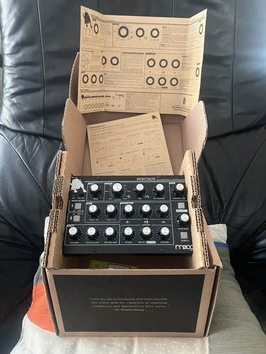 Moog minitaur analog - minitaur,