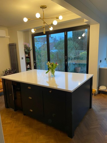 Stunning bespoke kitchen - stunning,