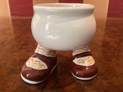 Vtg carlton lustre egg cup - lustre,