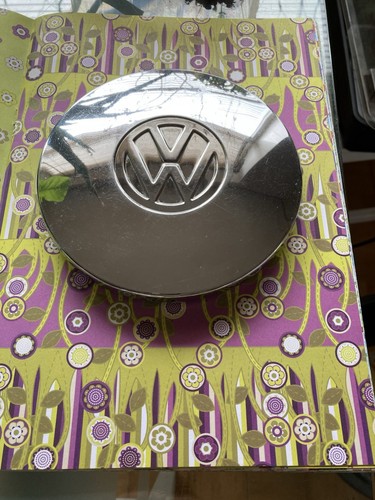 Chrome hubcap vintage - vw,