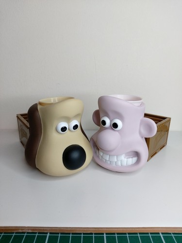 Vintage collectable wallace - collectable,