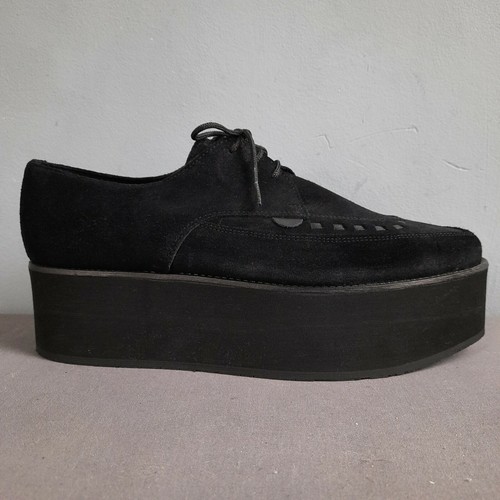 Underground barfly creeper - underground,