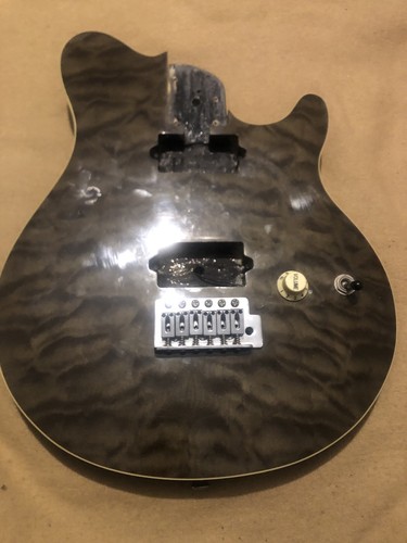 Olp musicman style guitar - /,