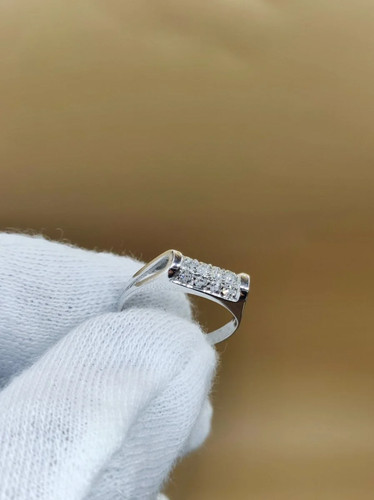 Brilliant 585 - (diamond),