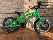 Forme Cubley 16" Bright green