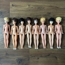 Lot of 8 Vintage Sindy Doll