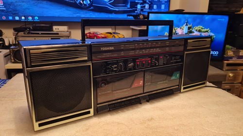 Stereo radio cassette recorder - radio,
