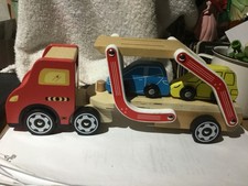 WOODEN LORRY/TRANSPORTER WITH 2 WOODEN CARS - 15.5” x 4.5”