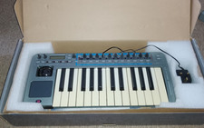Novation Xiosynth 25 - MIDI