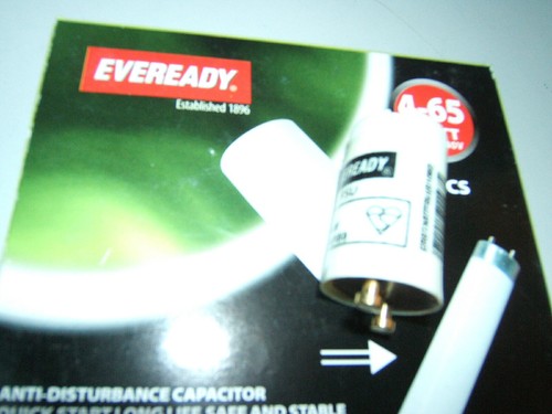 Eveready universal fluorescent - universal,