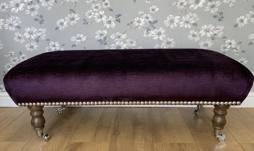 New footstool laura - new,