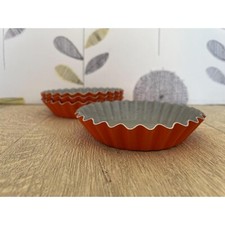 Small crimped edge flan tins -