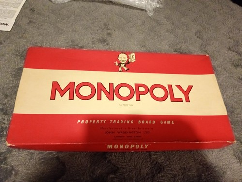 Vintage 1961 monopoly board - monopoly,