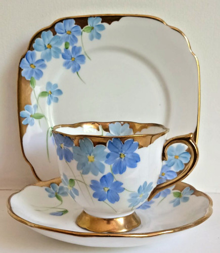 Royal albert crown china trio - china,