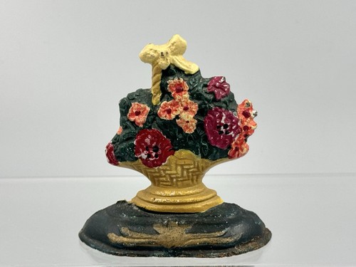 Vintage cast iron - cast, floral