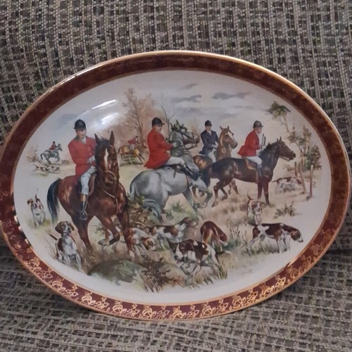 Oval decorative collector - oval,