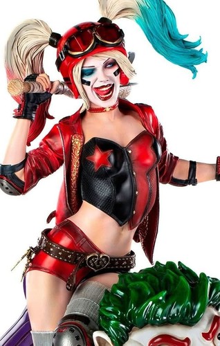 Harley quinn statue scale - quinn,