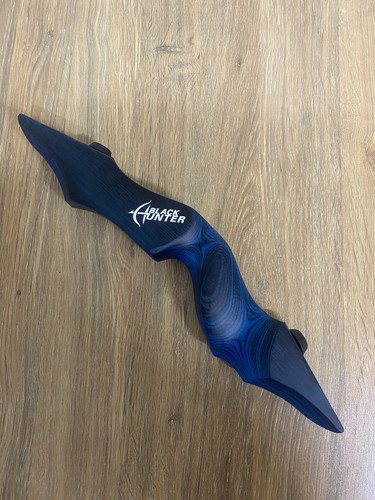 Black hunter takedown - hunter, bow