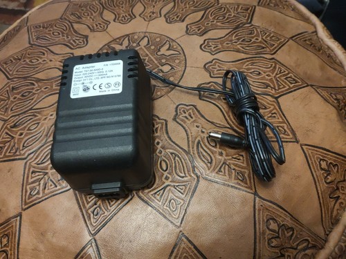 Power adapter volts - power, 30