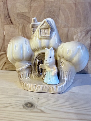 Vintage sylvac rabbit cottage - vintage,