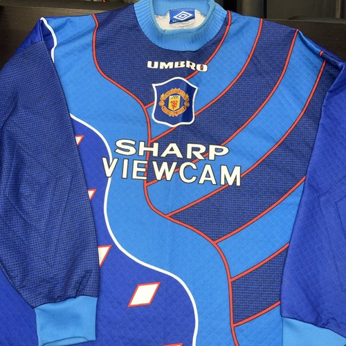 Mint authentic umbro - mint,