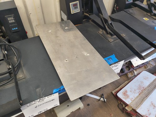 Used gauntlet auto - m&r,