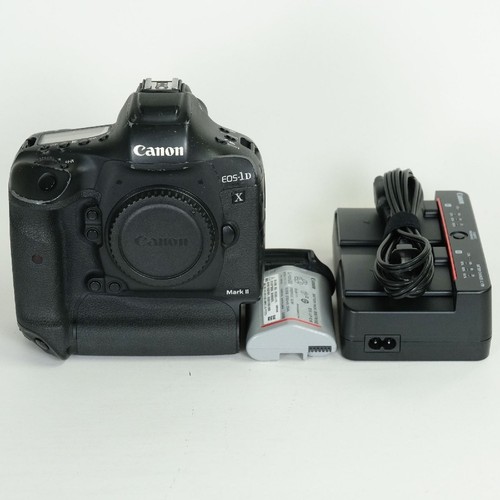 Canon eos mark - x,