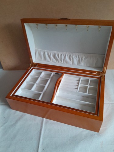Jewellery storage box - storage,
