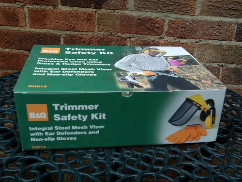 Garden strimmer hedge - b&q, strimmer/hedge
