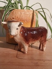 Vintage ceramic Hereford bull model number 325