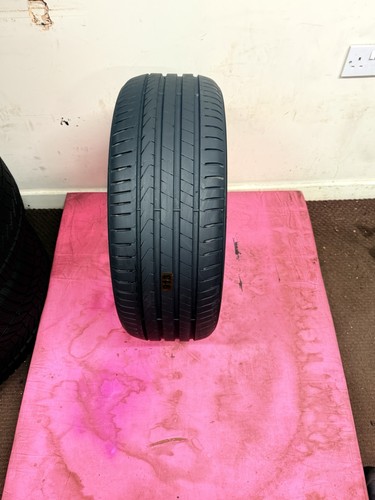 225 r19 93y - 40, xl