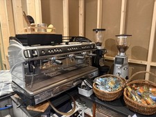 Large expresso machine - La