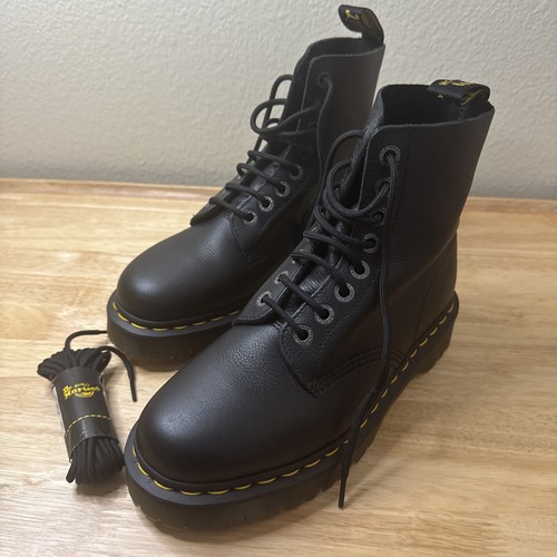 Martens soft black leather - dr,