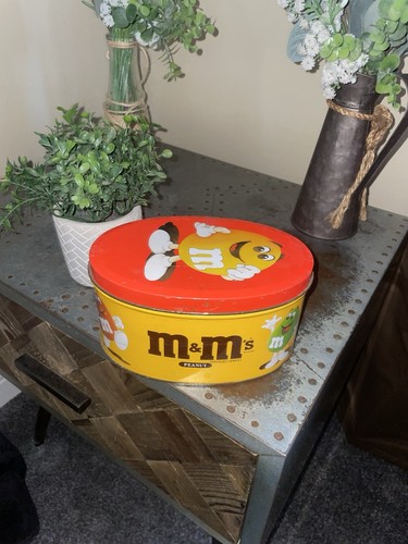 Vintage collectable tin - vintage, m&m