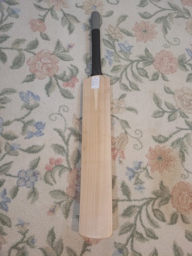 Malik plain cricket bat - malik,