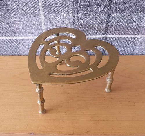 Large vintage brass love heart - large,