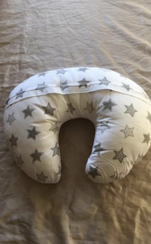 Baby feeding pillow - feeding, suppport